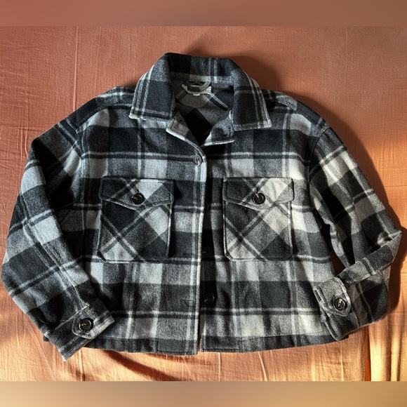 gray plaid soft flannel jacket - Picture 1 of 5